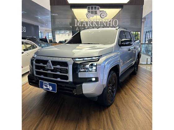 MITSUBISHI TRITON 2.4 BITURBO DIESEL CD KATANA 4X4 AUTOMÁTICO